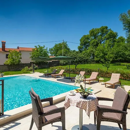 Sany Holiday home